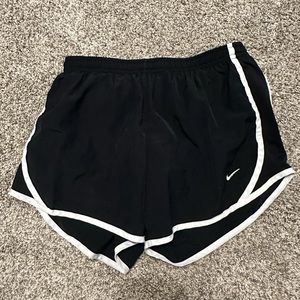 Nike wind-shorts with liner